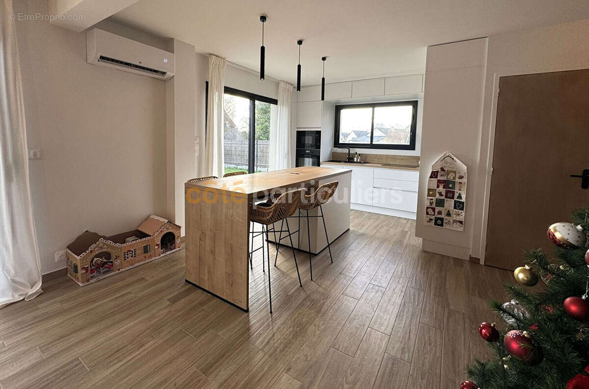 Maison à LA GOUESNIERE