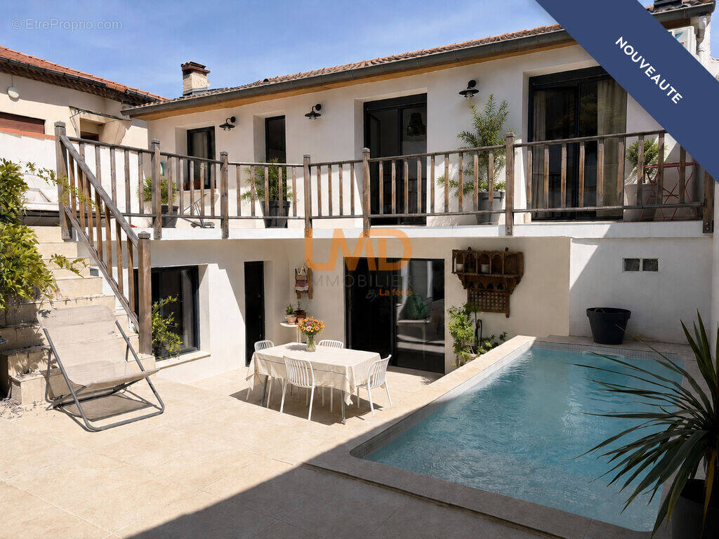 Maison à NIMES