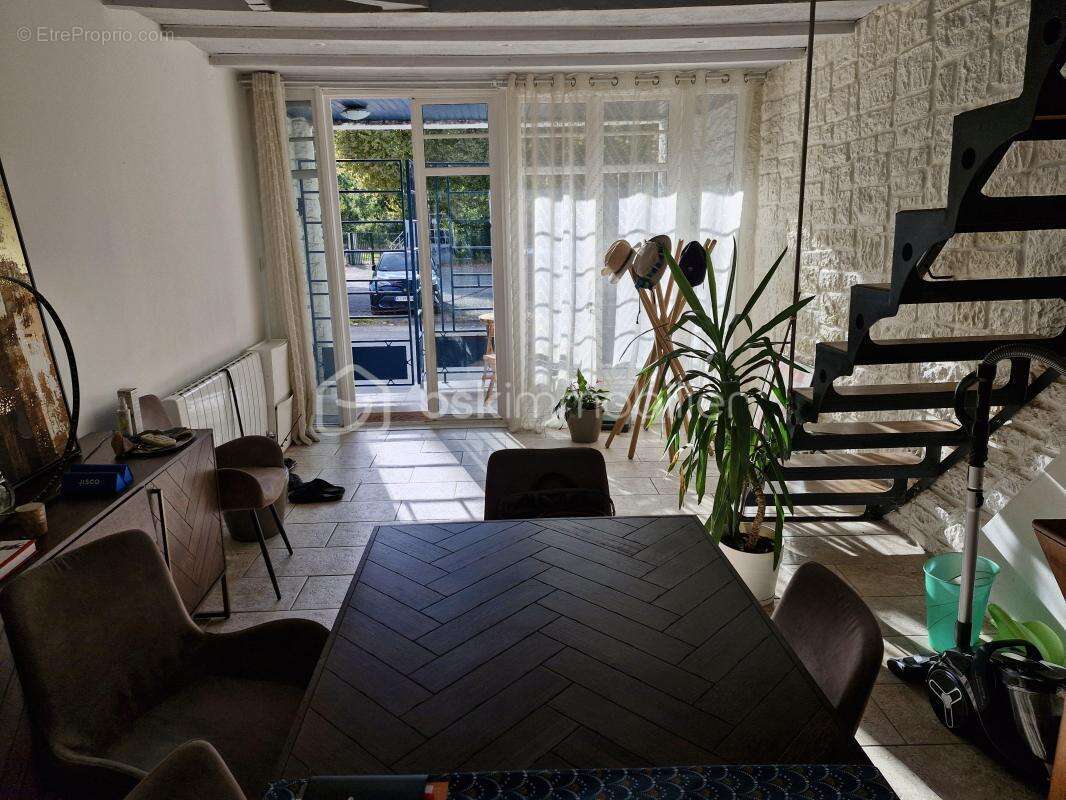 Appartement à EYMET