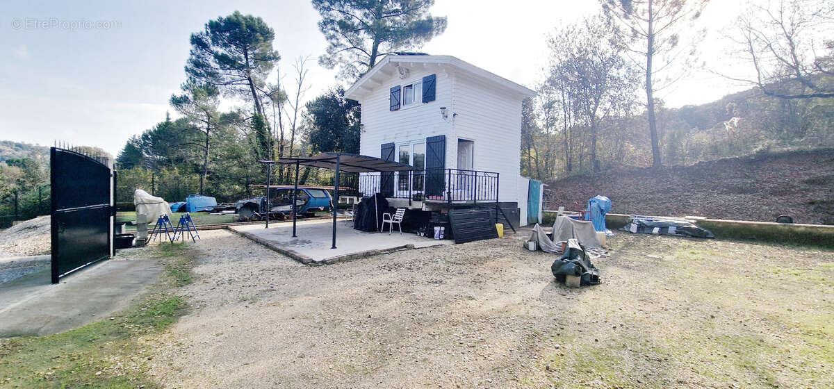 Maison à BRANOUX-LES-TAILLADES