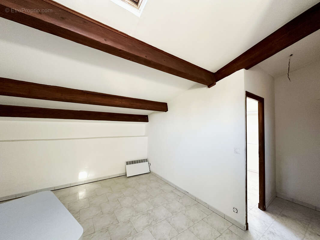 Appartement à MARSEILLE-10E