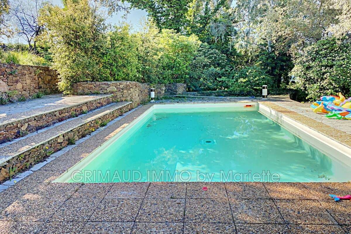 Appartement à LA CROIX-VALMER