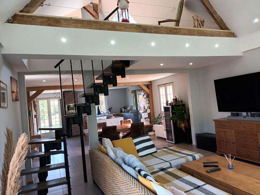 Maison St Florent 142 m2 - photo 3