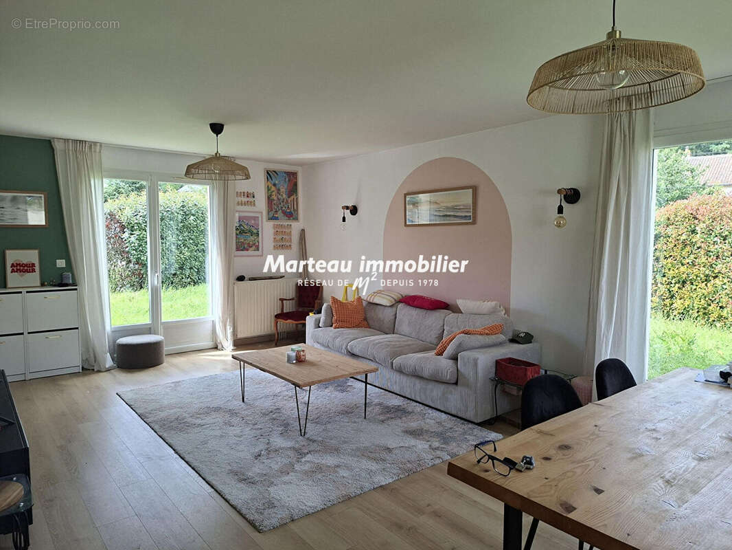 Maison à CHANGE