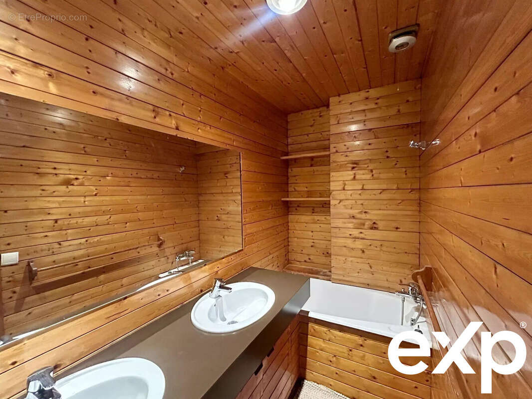 Appartement à AIX-LES-BAINS