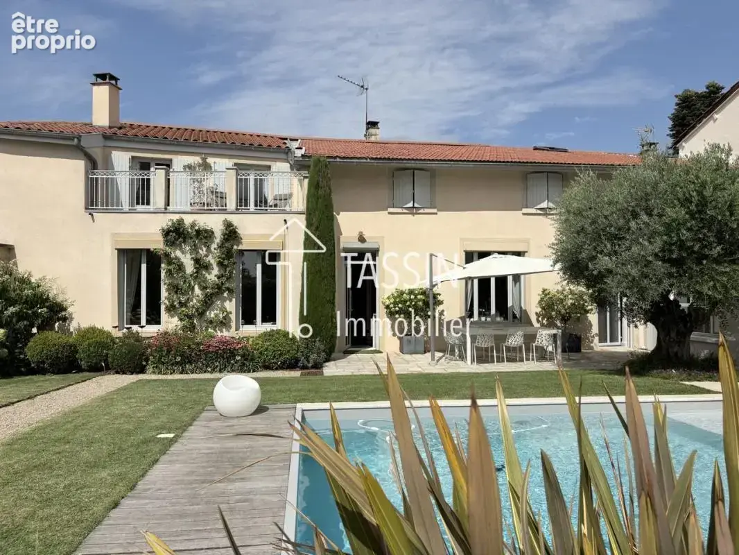 Photo Maison à Dardilly au prix de 1 250 000€