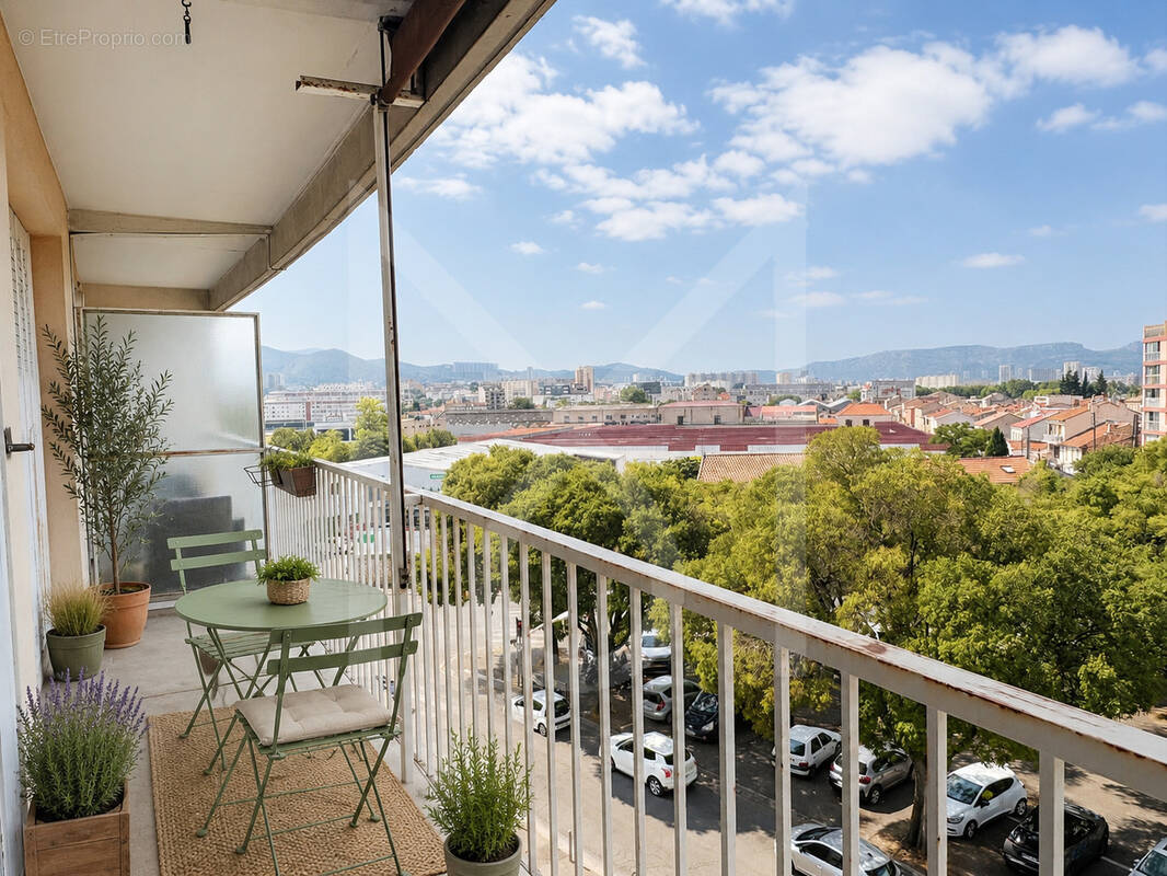 Appartement à MARSEILLE-10E