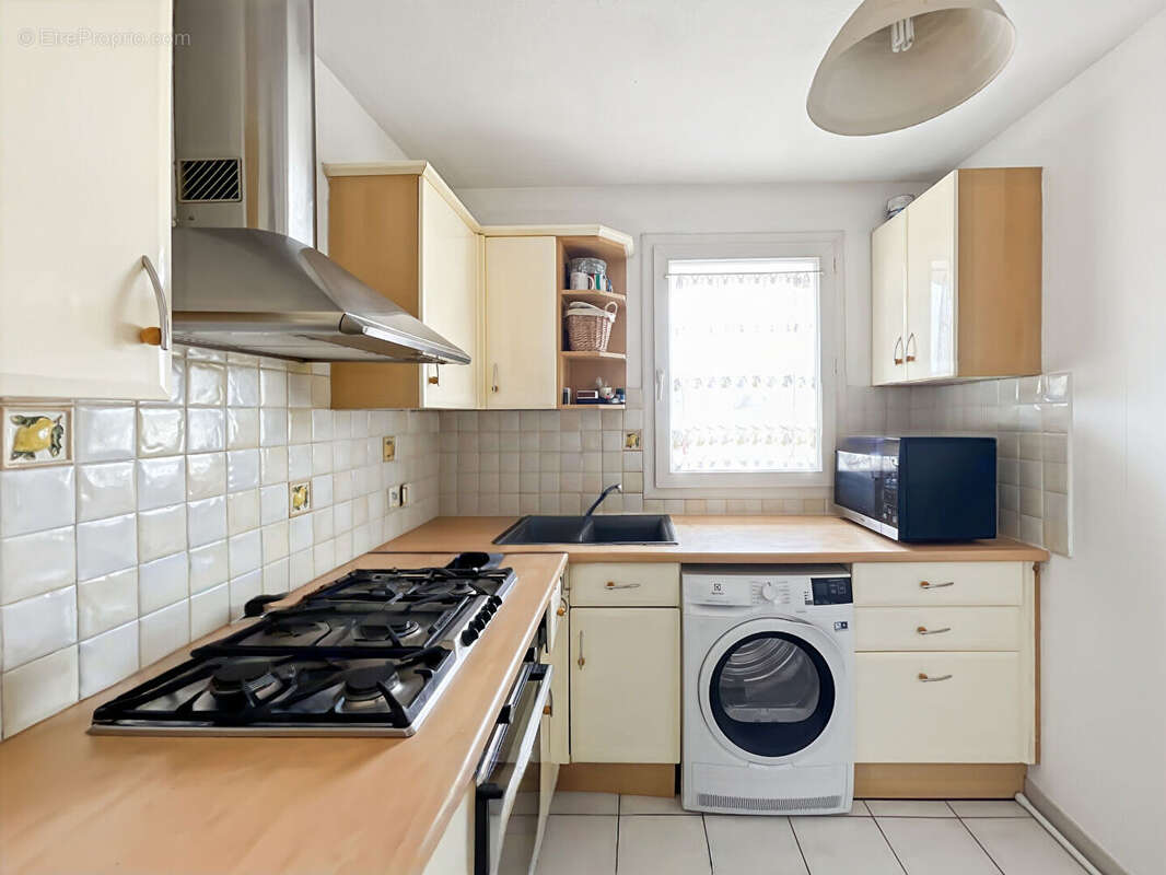 Appartement à MOUANS-SARTOUX