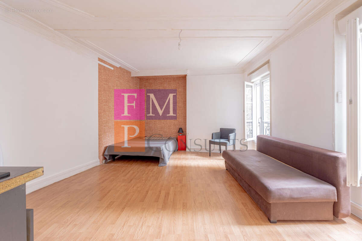 Appartement à PARIS-11E