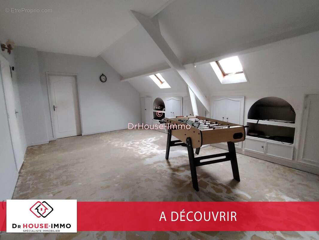 Maison à FERRIERES-EN-GATINAIS