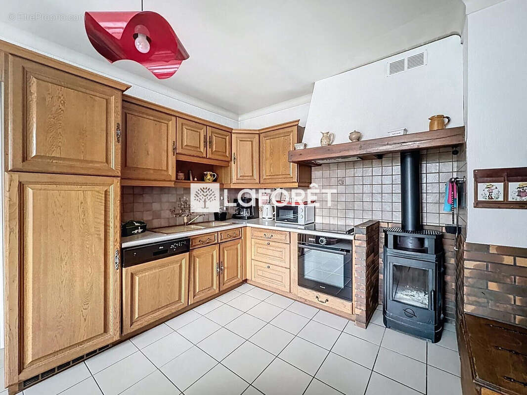 Maison Delle 6 pièce(s) 127 m2 - photo 9