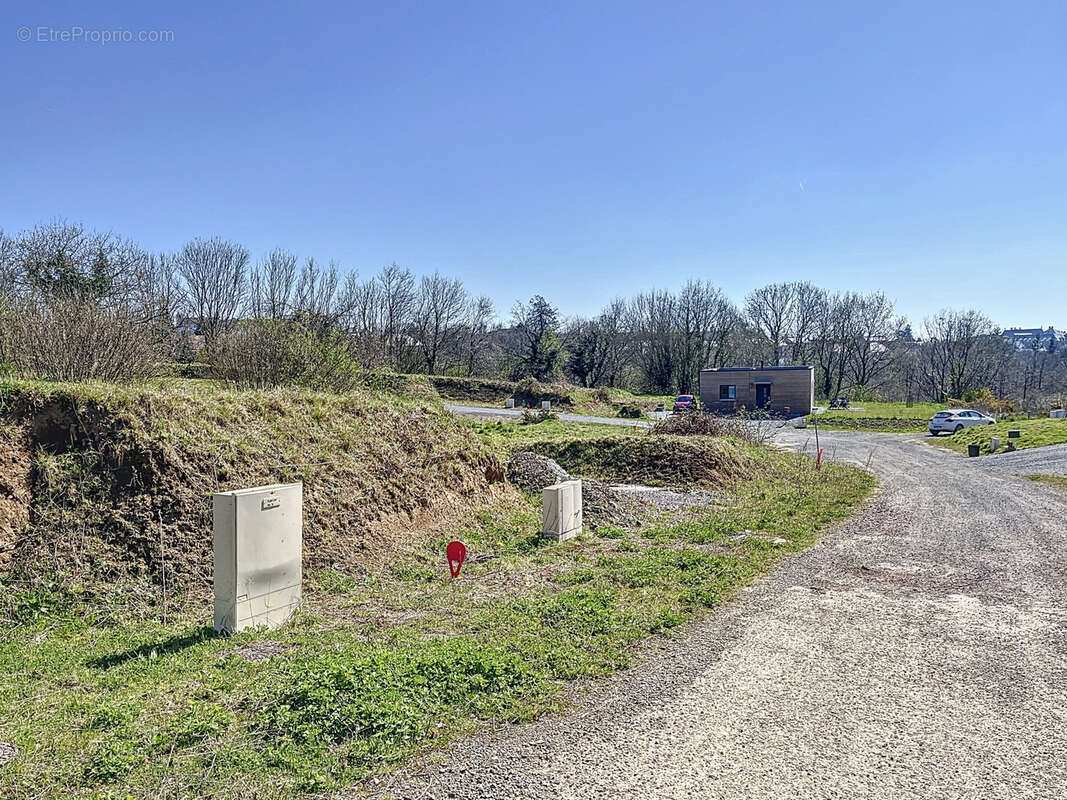 Terrain à COUTANCES