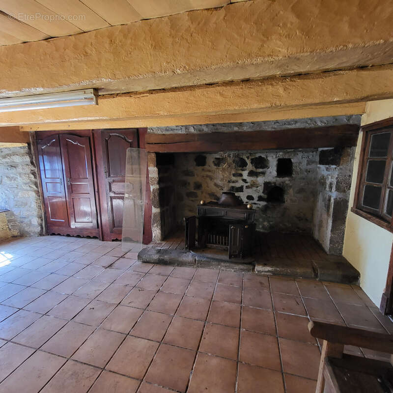 Maison à LUGARDE