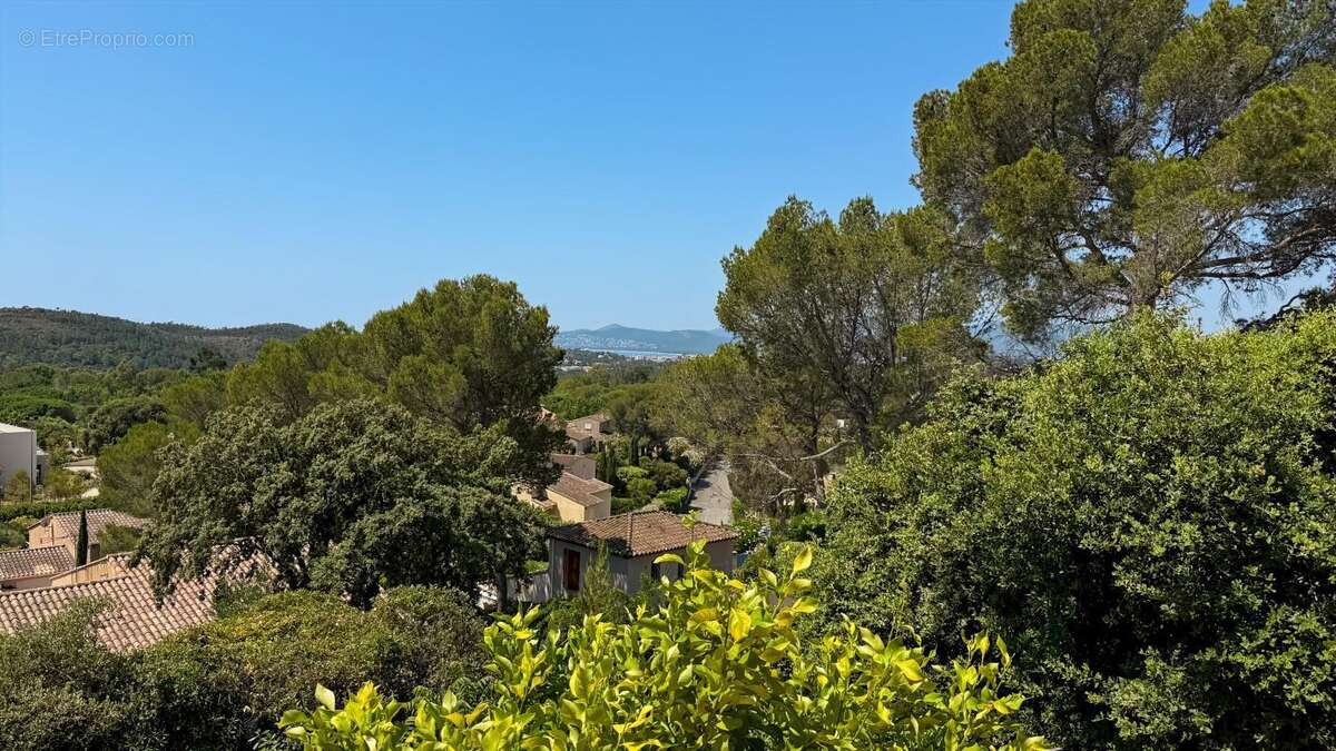 Maison à SAINT-RAPHAEL