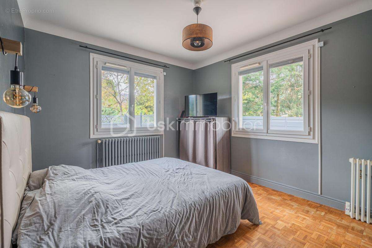 Appartement à BRIE-ET-ANGONNES