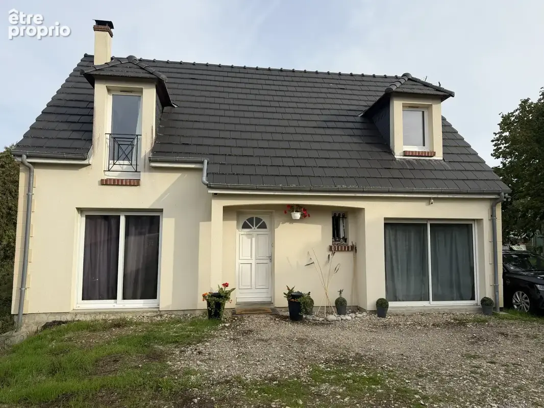Maison à TULLY
