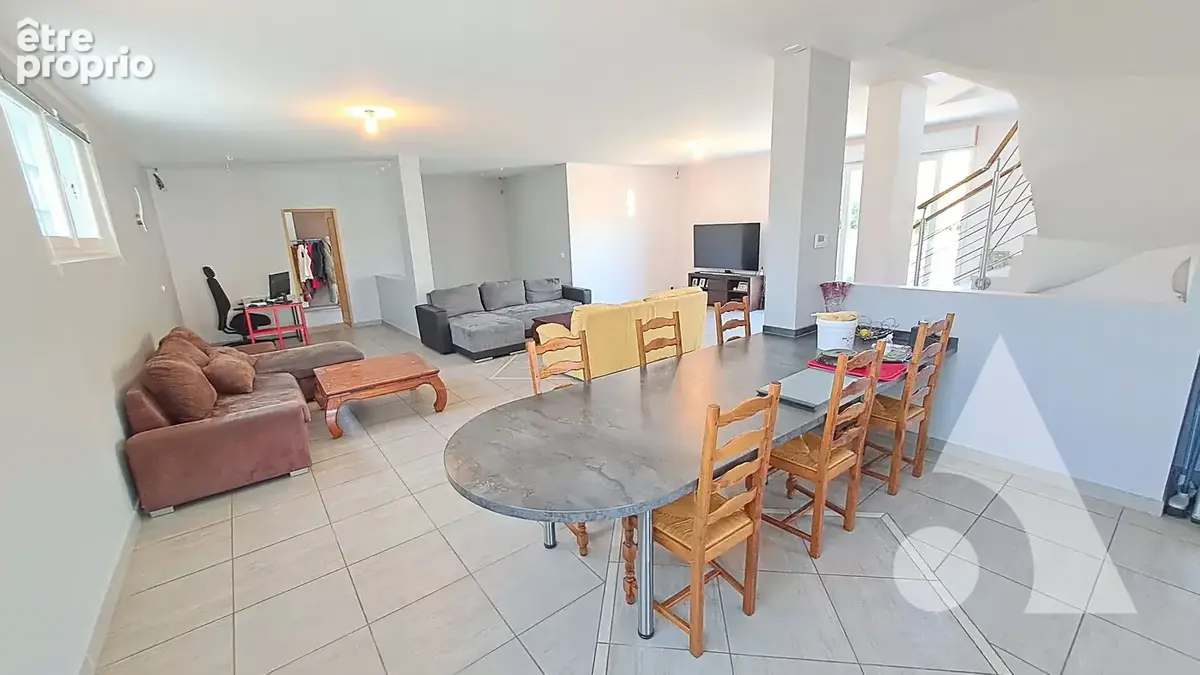 Maison Saint Remy Les Chevreuse 7 pièce(s) 164 m2 - photo 5