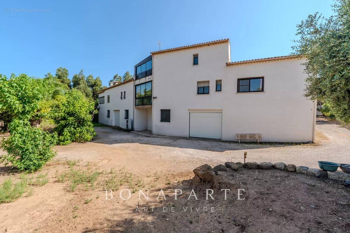 Maison à AGDE