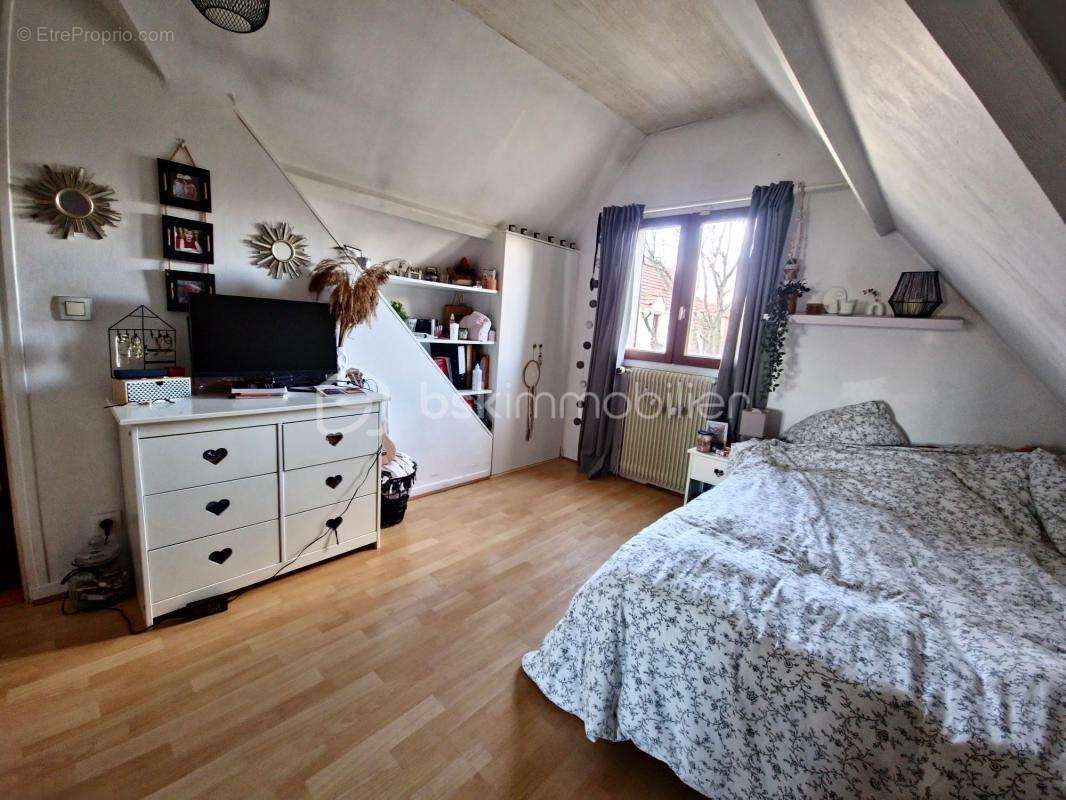 Maison à VAIRES-SUR-MARNE