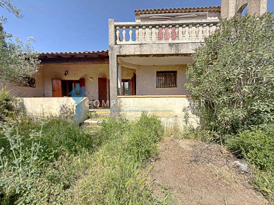 Maison à AIGUES-MORTES