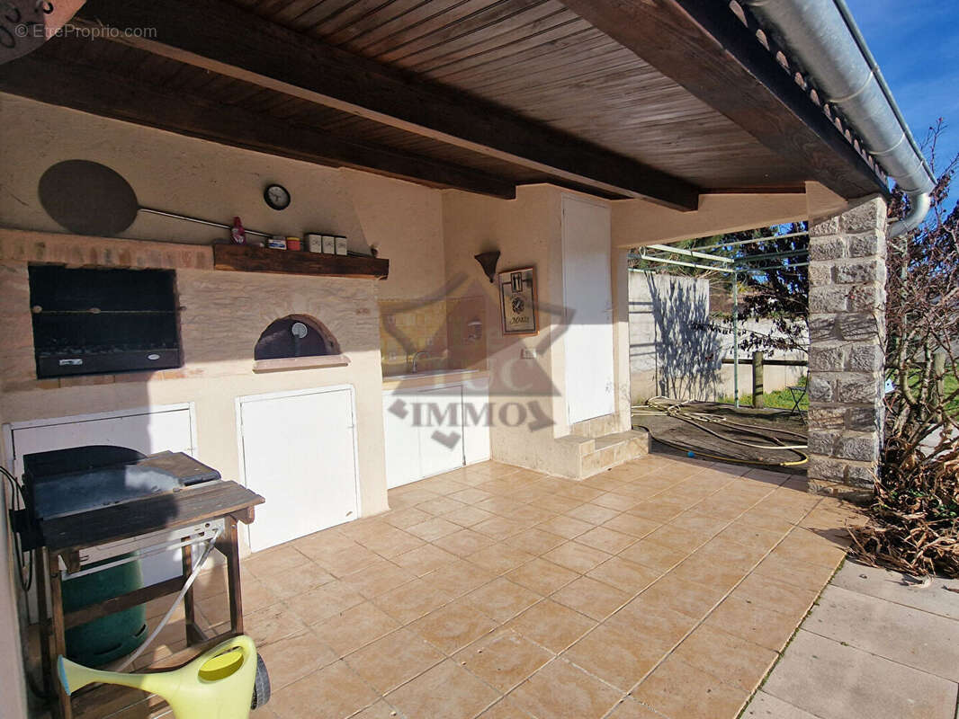 Maison à SAINT-AMBROIX