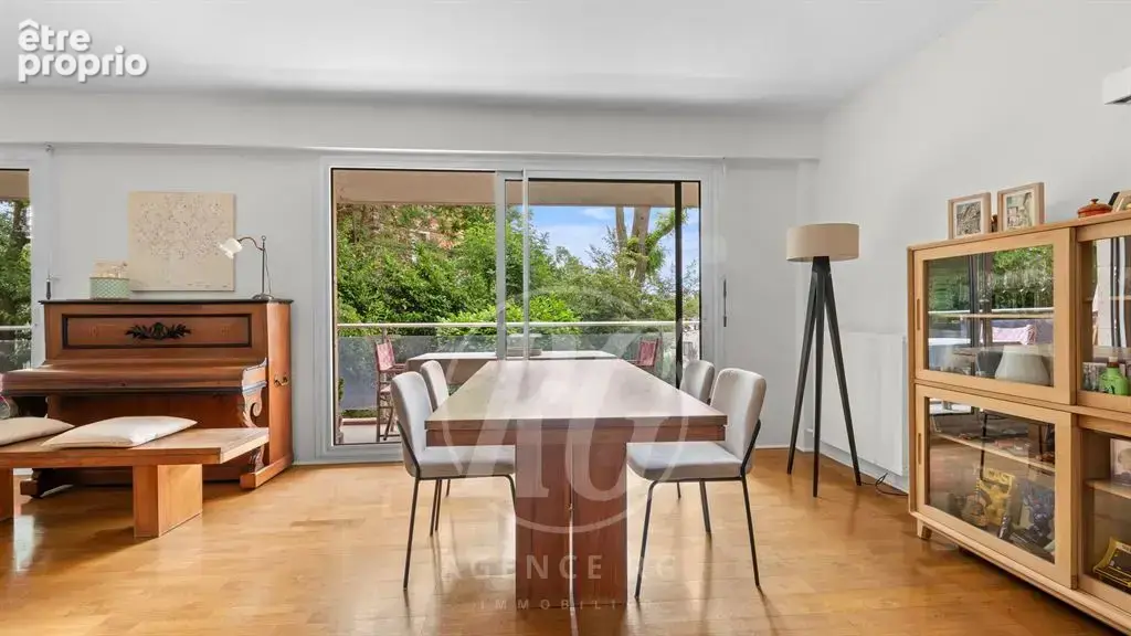 Appartement familial de 107 m² : un havre de lumière et de fraîcheur avec terrasse - photo 3