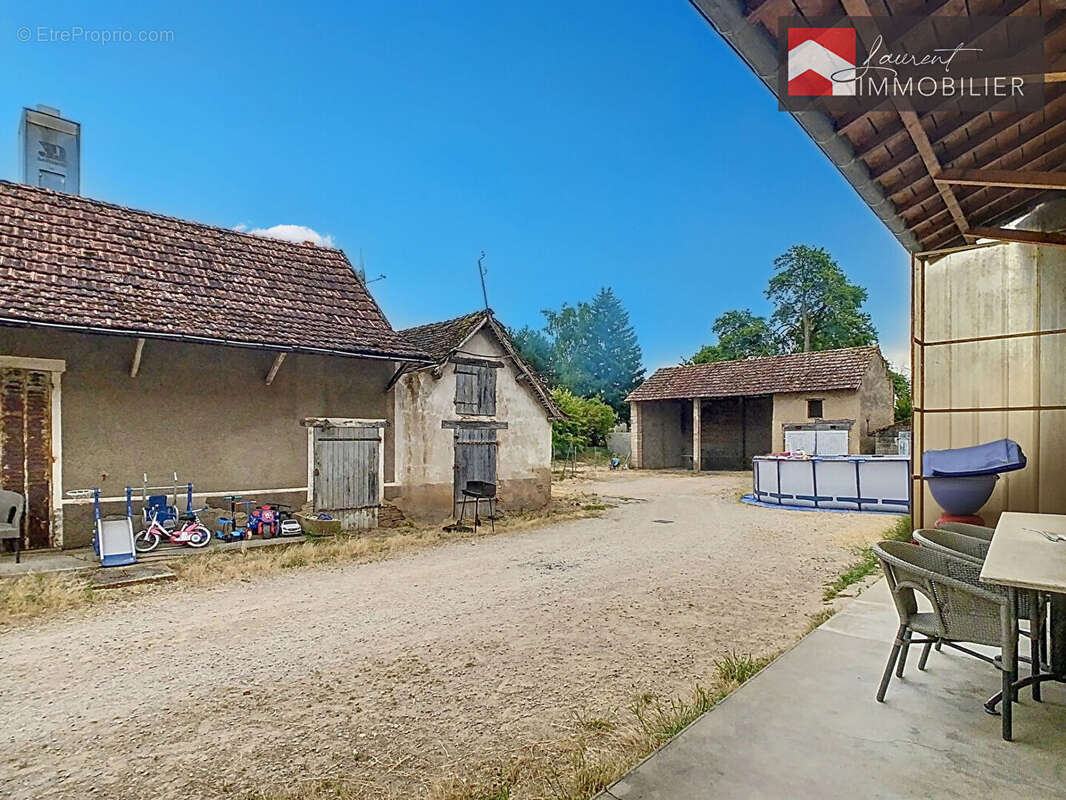 Maison à SIMANDRE