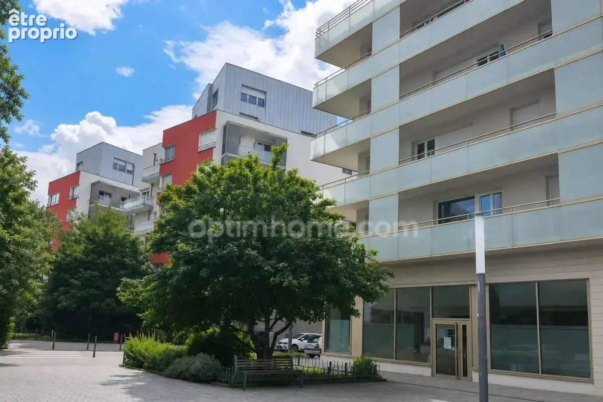 Lyon Gerland / Debourg : studio étudiant avec revenus sécurisés et fort potentiel locatif - photo 8