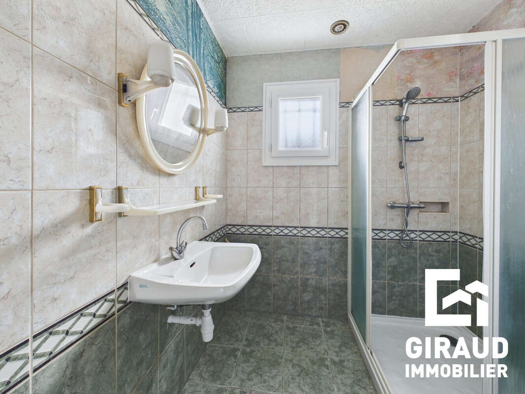 Maison 71 m² à L'hermenault  - photo 7