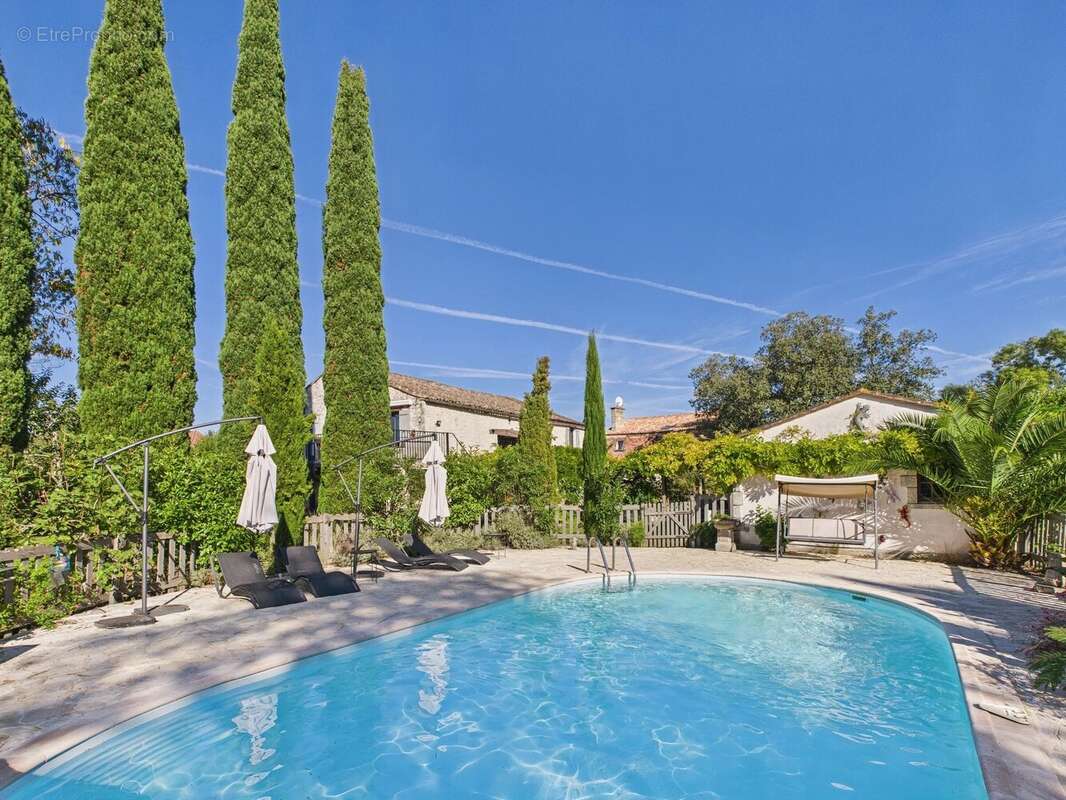 Maison à RAZAC-DE-SAUSSIGNAC