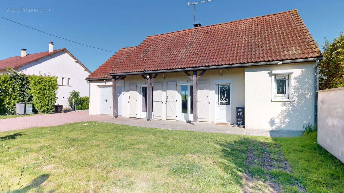 Maison à BESSAY-SUR-ALLIER