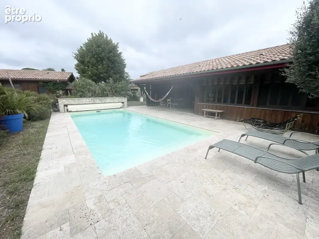 Maison à LACANAU