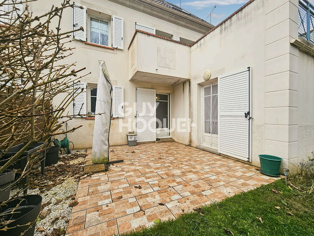 Appartement à LA HOUSSAYE-EN-BRIE