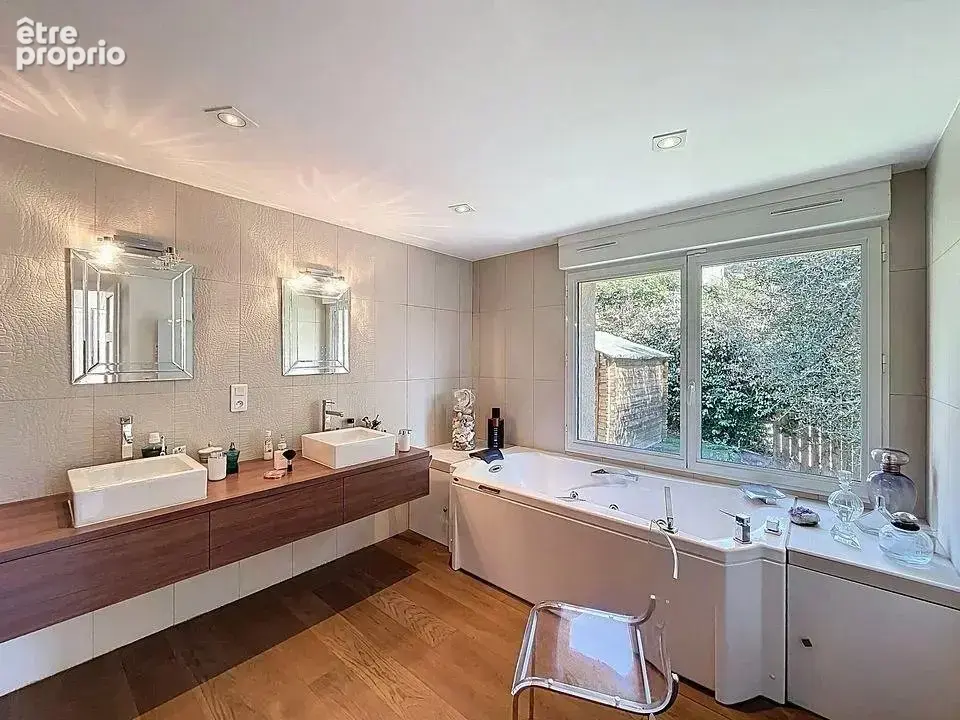 Nice – Villa avec vue mer, piscine et environnement calme - photo 35