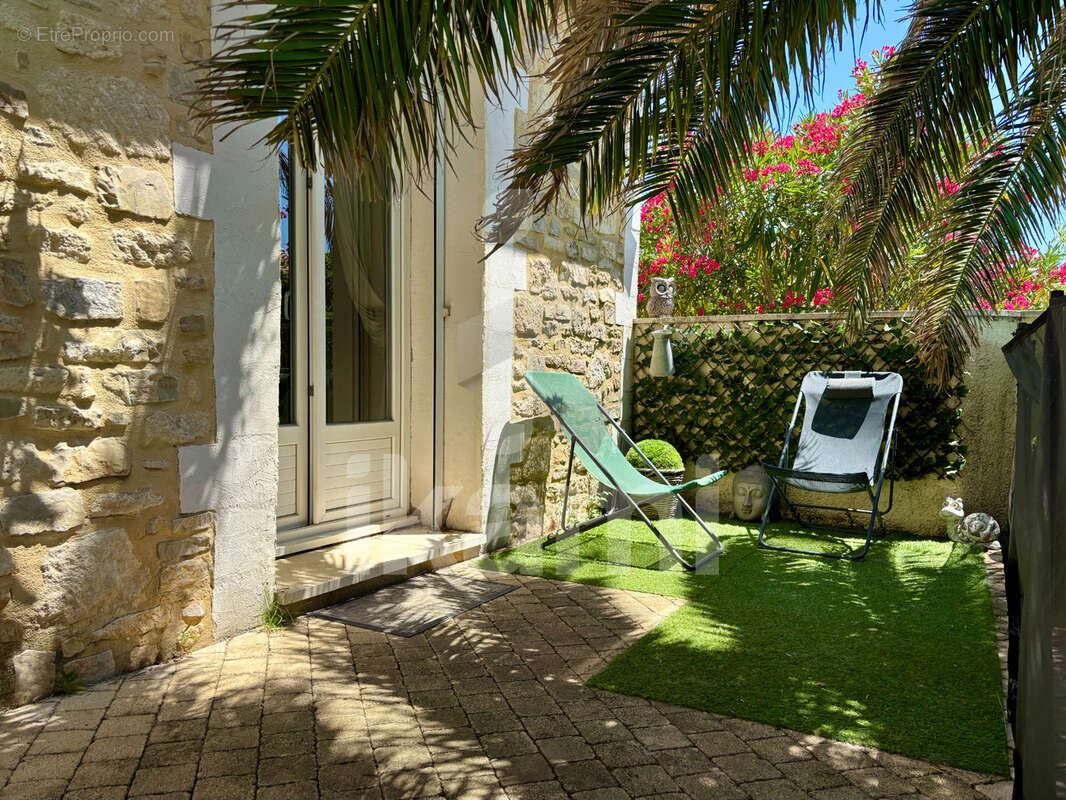 Villa plain-pied 162 m2 - 6 pieces - piscine - double garage - dependance - photo 19