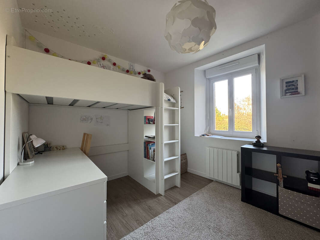 Maison à FONTAINE-HENRY