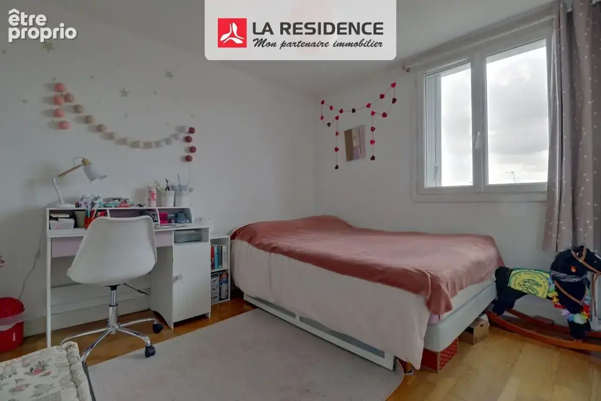 Appartement 4 pièces 65 m² à vendre à Saint-Germain-En-Laye (78100) - photo 5