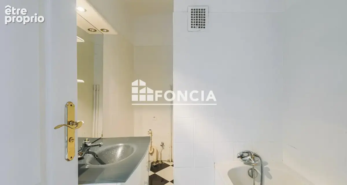 GRENOBLE, 139 rue des Alliés - T3 pour investissement locatif ! - photo 13