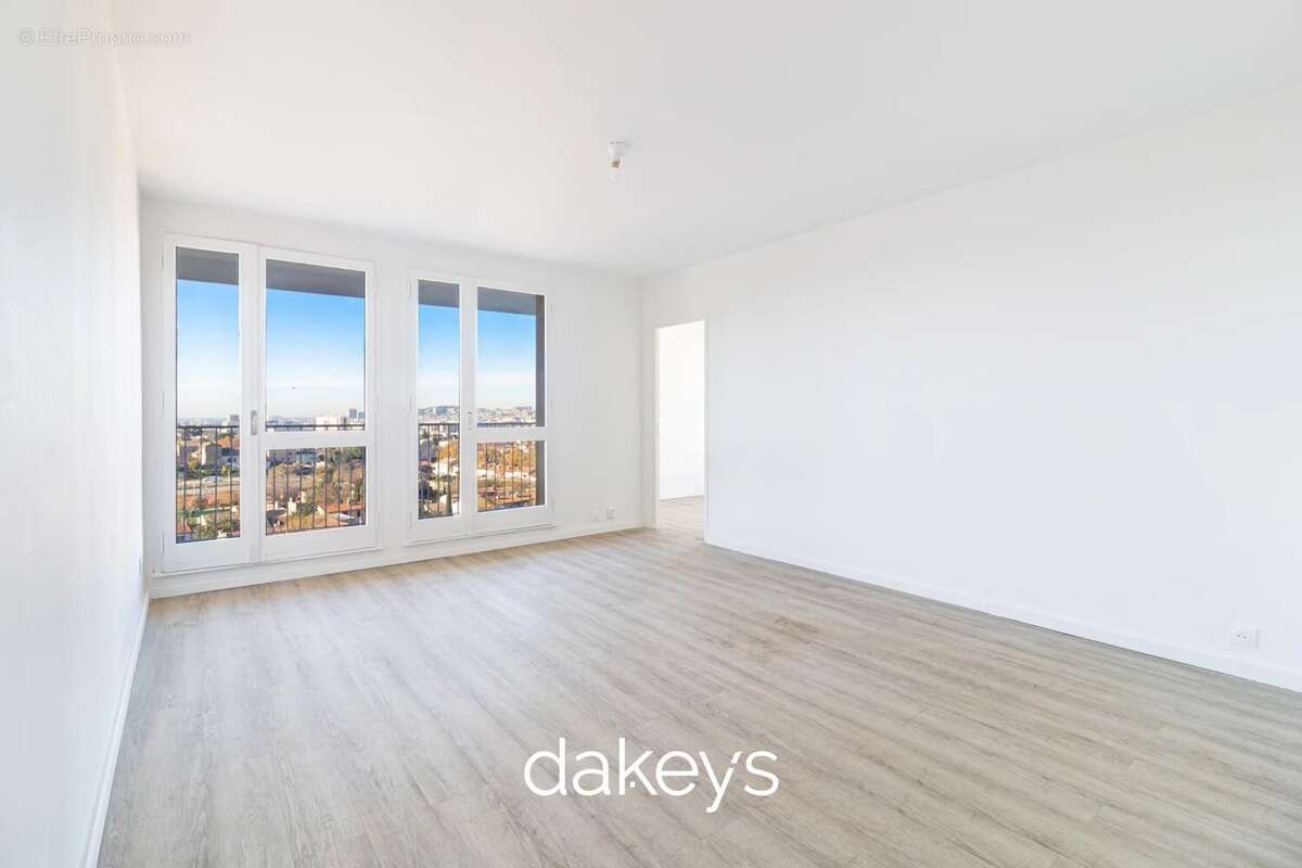 Appartement à MARSEILLE-10E