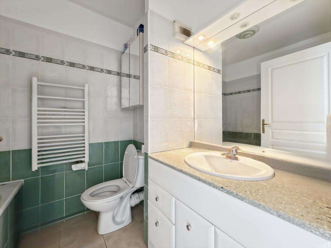 T4 86m² terrasse sud dernier etage garage - photo 11