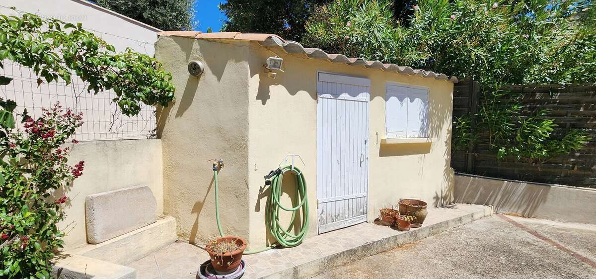 Grande maison divisée en 2 appartements - photo 10