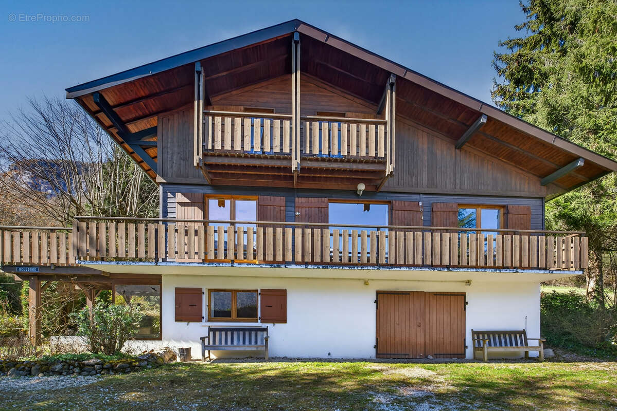 Maison à DOUSSARD
