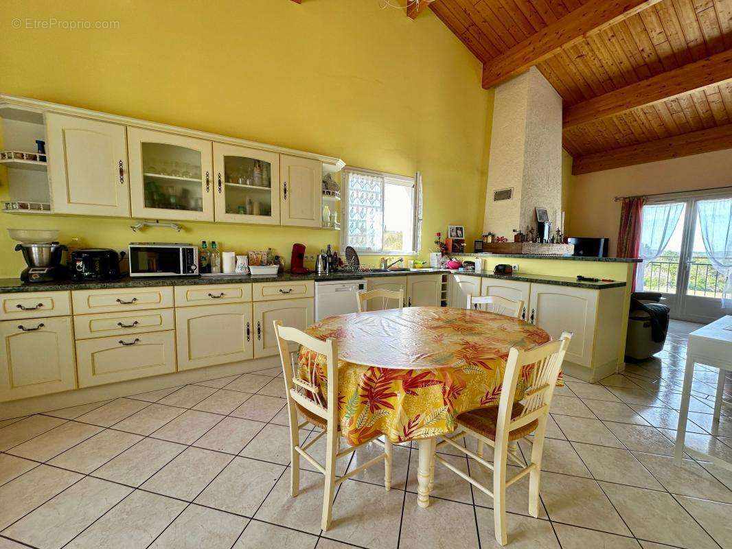 Maison à BELLEGARDE-DU-RAZES