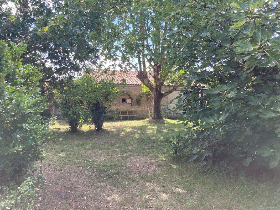 Maison à LES MATHES