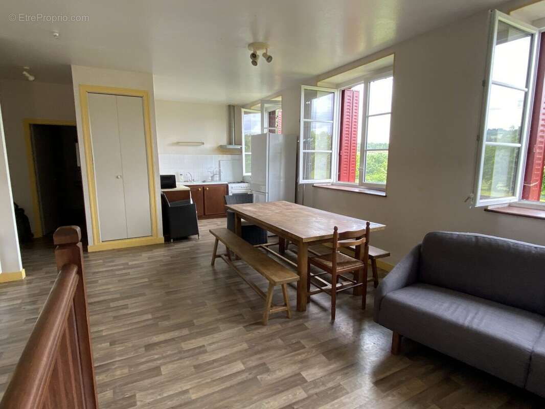 Maison 121 m² à Rempnat  - photo 3