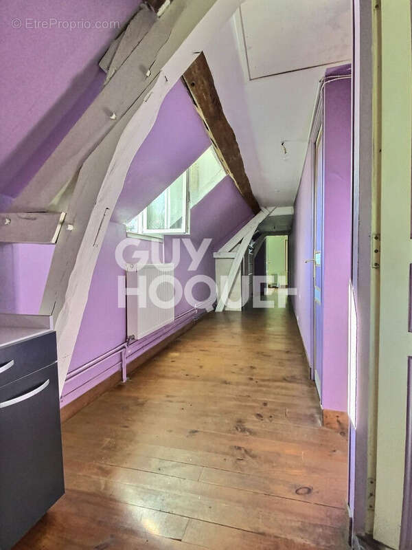 Maison à MONTREUIL-L&#039;ARGILLE