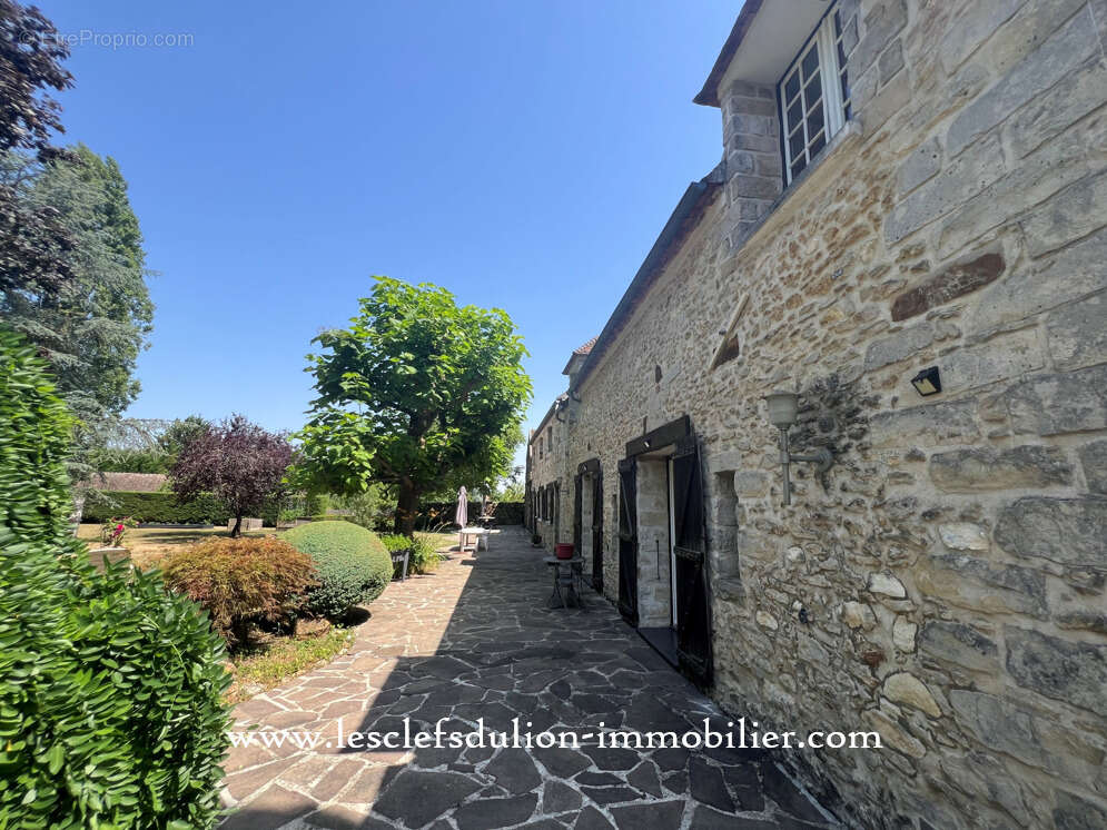 Photo 2 - Maison à FONTAINEBLEAU