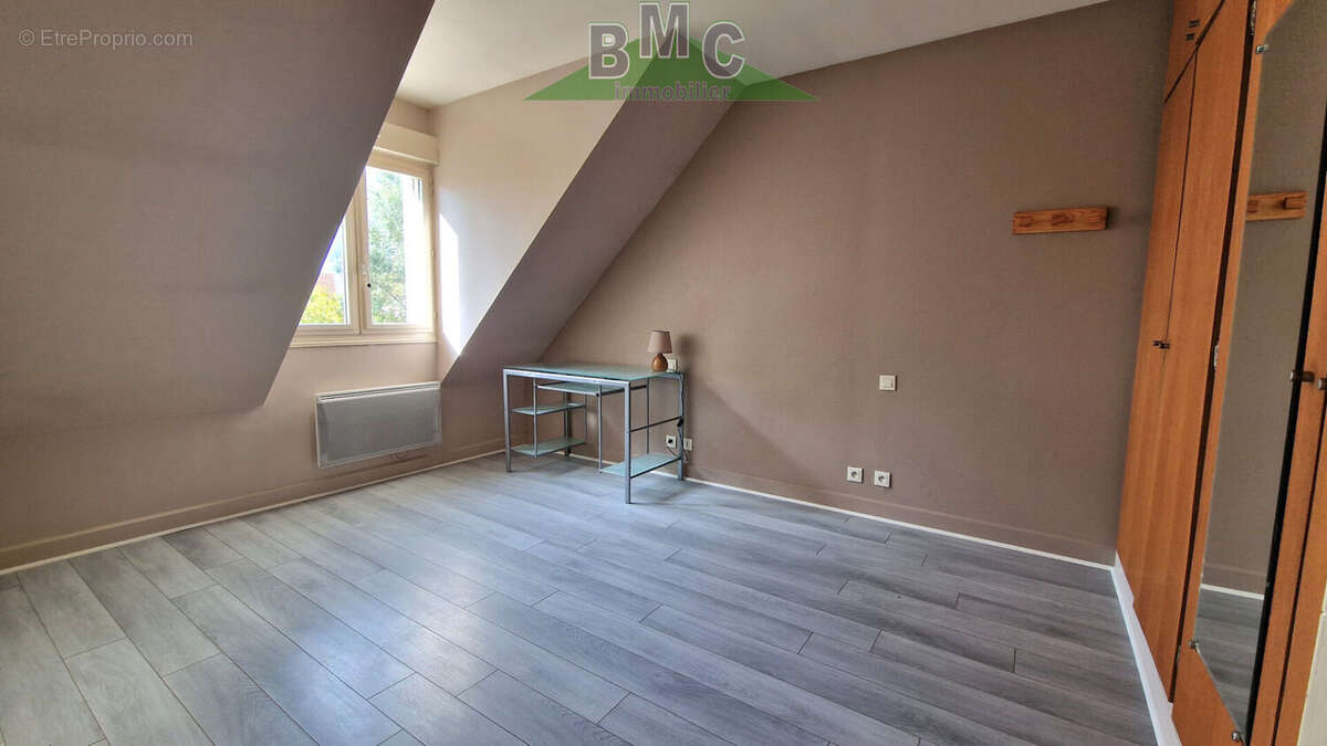 Maison à MONTIGNY-LES-CORMEILLES