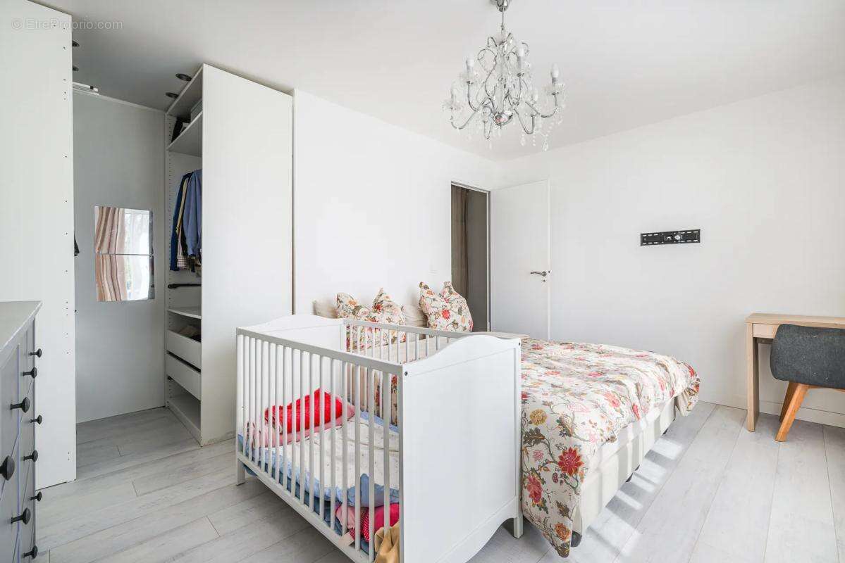 Maison à VILLENEUVE-LE-ROI