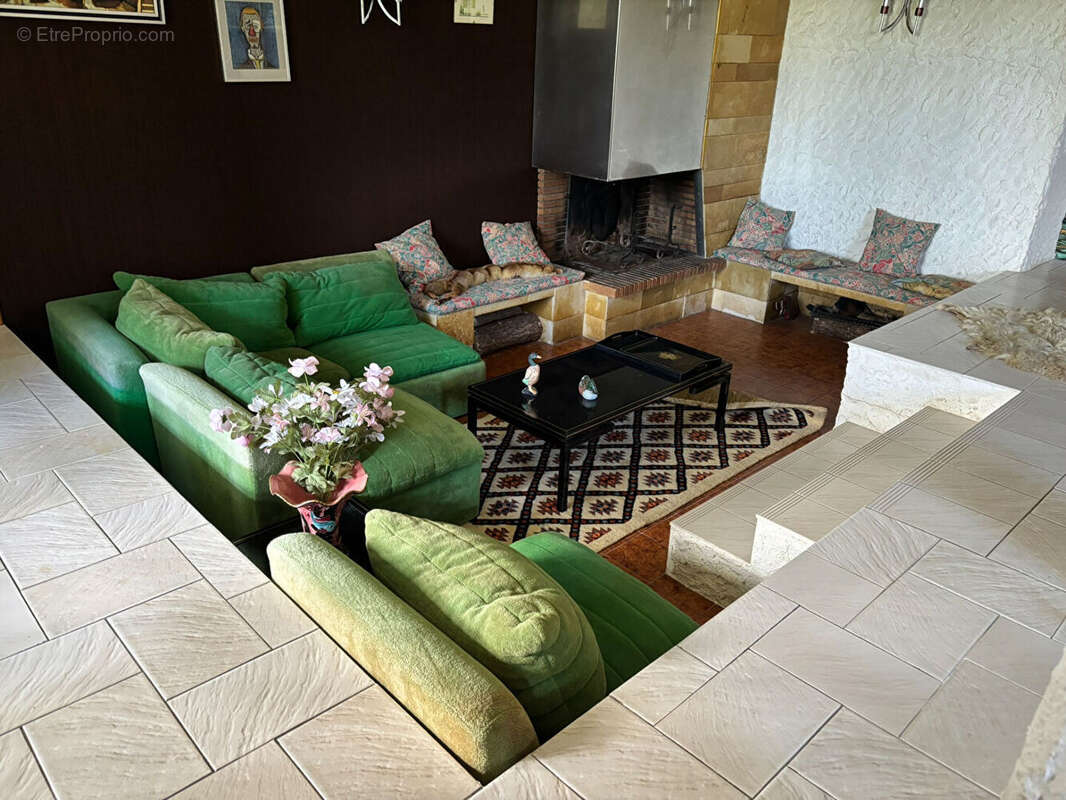 Maison à SAINT-PIERRE-D'EXIDEUIL